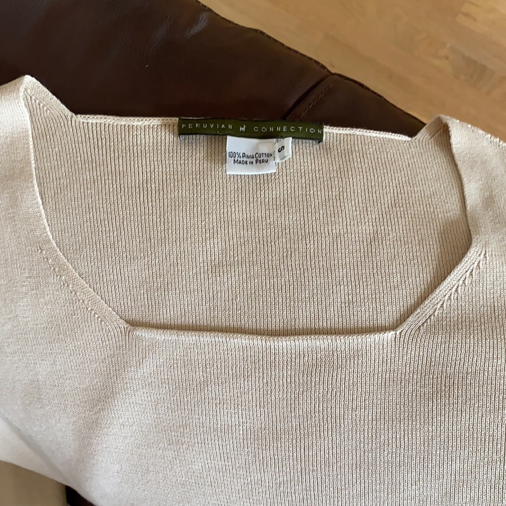 Pullover top - Picture 3 of 4